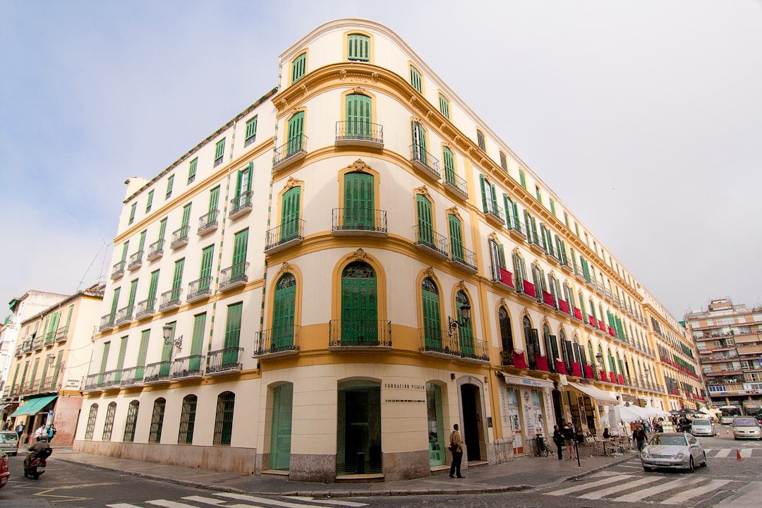 Complete Guide to Flat Painting in Malaga: Transform your Home with Pro Painters